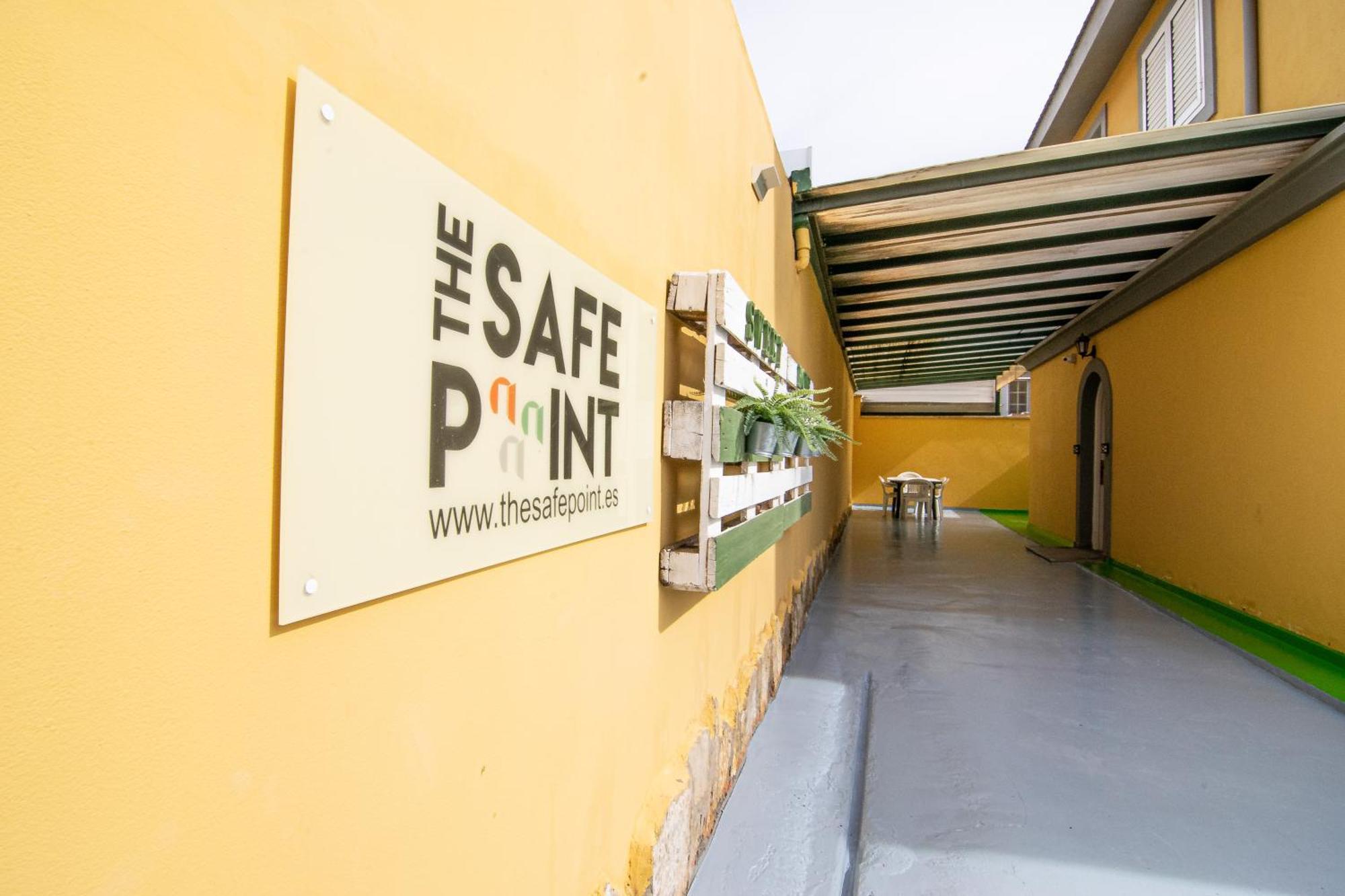 The Safe Point Residential Castillo Castillo del Romeral Exteriér fotografie